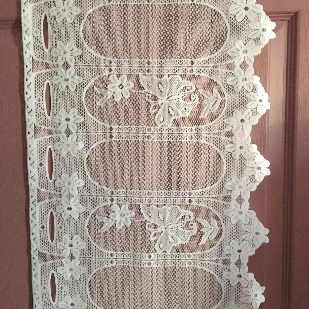 Butterfly & Floral Lace Valance 6 yards